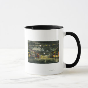 Tasse Vue d'avenue de Hewitt la nuit