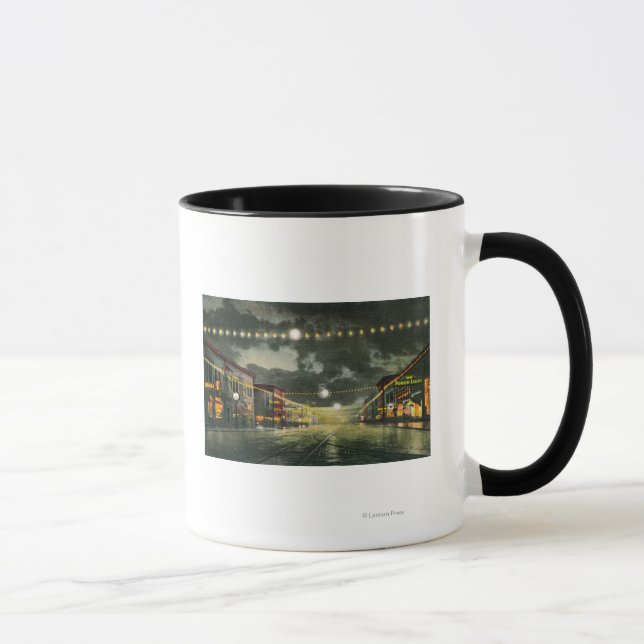 Tasse Vue de Hewitt Avenue à la nuit (Droite)