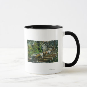 Tasse Vue des Boeuf-Équipes transportant des rondins