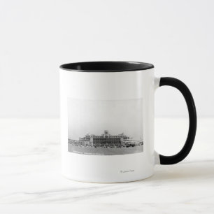 Tasse Vue extérieure d'aéroport international de