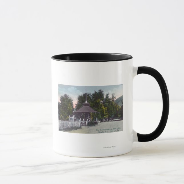 Tasse Vue extérieure de l'ancienne maison de puits au la (Droite)