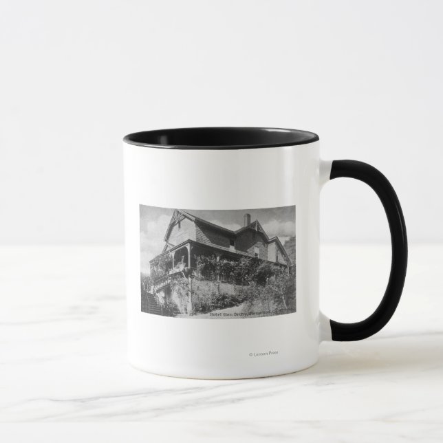 Tasse Vue extérieure de l'Hôtel Glen Orchy (Droite)