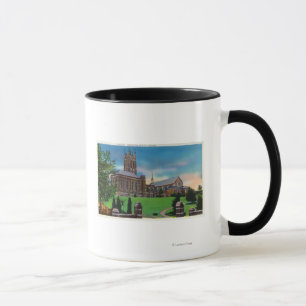 Tasse Vue extérieure d'école d'instruction religieuse 