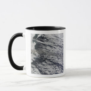 Tasse Vue satellite d'une plume 3 de cendre