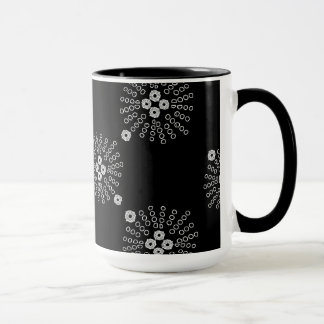 Tasse "wieder" sprengend