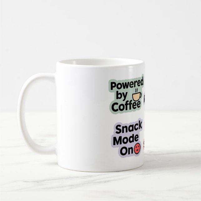 Tasse zum Kaffee und Snack (Links)
