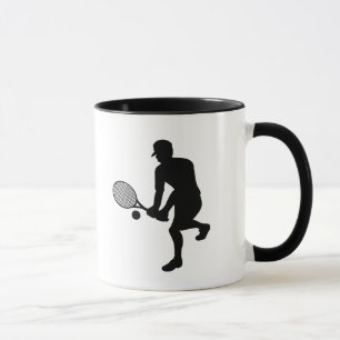 Tasse zur Silhouette des männlichen Tennis-Spieler