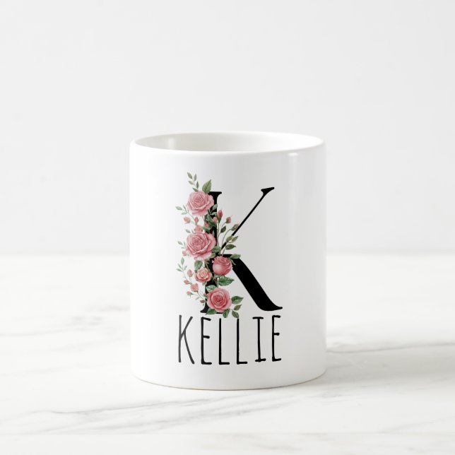 Tassen mit Geburtsblumen-Monogramm-Namen (Mittel)