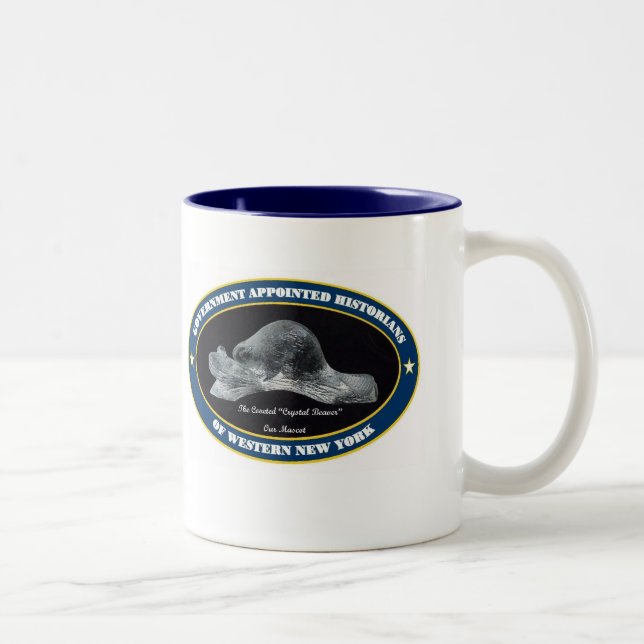 Tasses dans une série de styles et tailles (Droit)