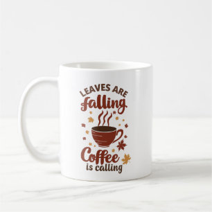 Tasses d'automne à café appelant les feuilles qui