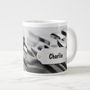 Tasses de café enormes de mécanicien