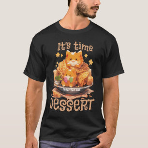 Tater Tot Katze in Waffeltasse. T-Shirt