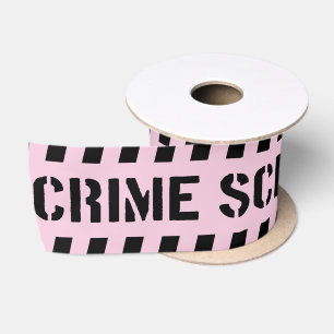 Tatort-Ermittlerin-Mordrätsel in Rosa Satinband