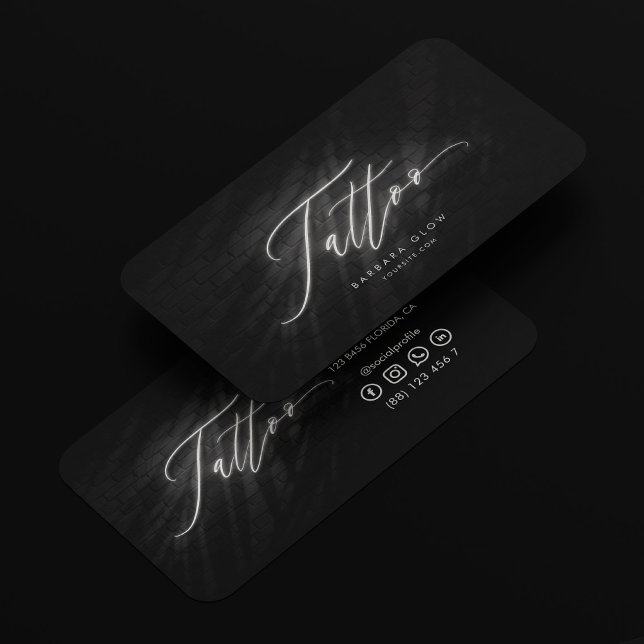 Tattoo Artist Black Silver Script Modern Visitenkarte (Tattoo Artist Black Silver Script Modern Business Card
)