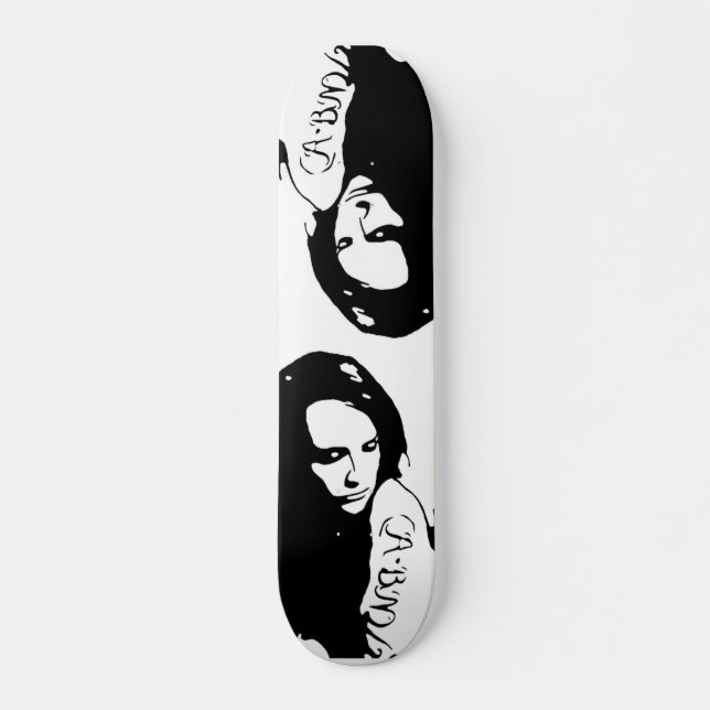 Tattooid Girl Skateboard (Vorne)
