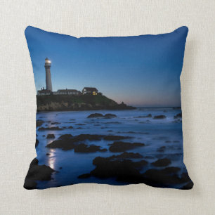 Tauben-Punkt-Leuchtturm Half Moon Bay, Ca Kissen