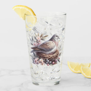 Taubennest mit Blume und Olivenzweigen Glas