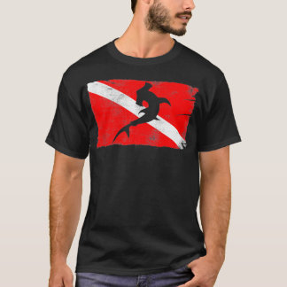 Tauchen Flag Hammerhead Silhouette Tauchen Vinta T-Shirt