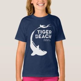 Tauchen von Haifischen am Tiger Beach T-Shirt