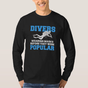 Taucher, die Masken trugen, bevor sie populär ware T-Shirt