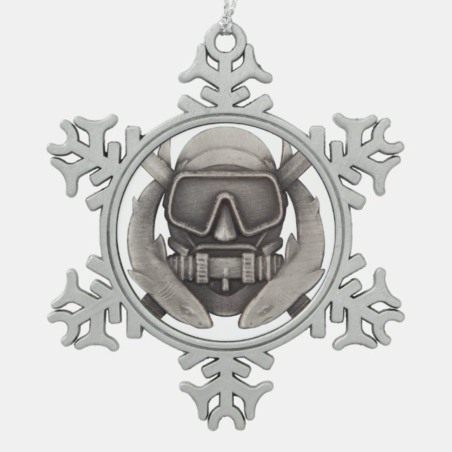 Taucher Spezifikt. Ops Schneeflocken Zinn-Ornament (Vorderseite)