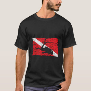 Tauchflagge für Taucher, die im Liebe tauchen T-Shirt