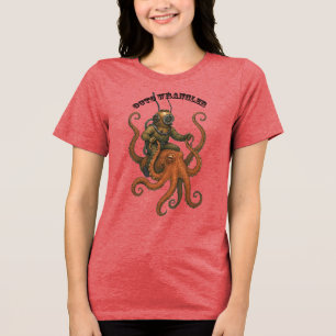 Tauchhelm-Taucher auf einem riesigen Oktopus reite Tri-Blend Shirt