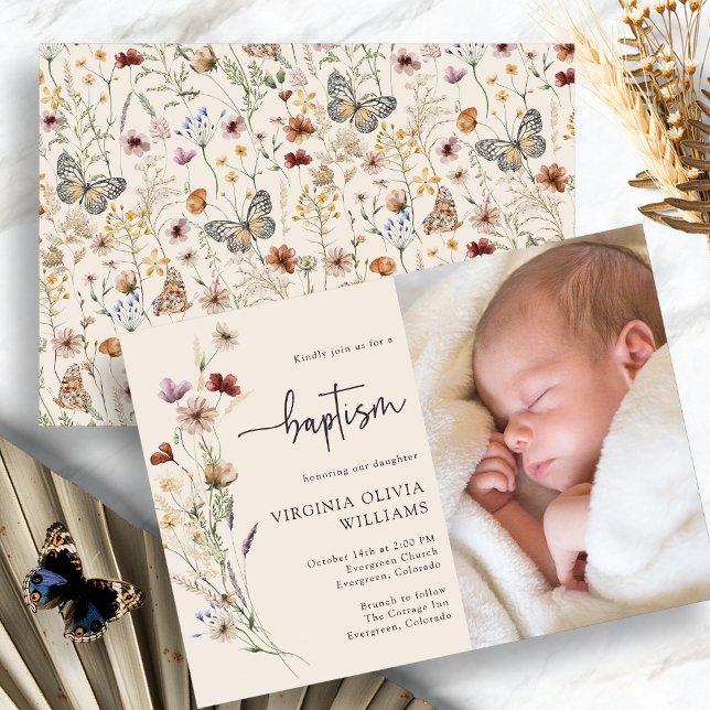 Taufe Wildblume Foto Einladung (Baptism Boho Wildflower Photo Invitation by Painted Paperie
)