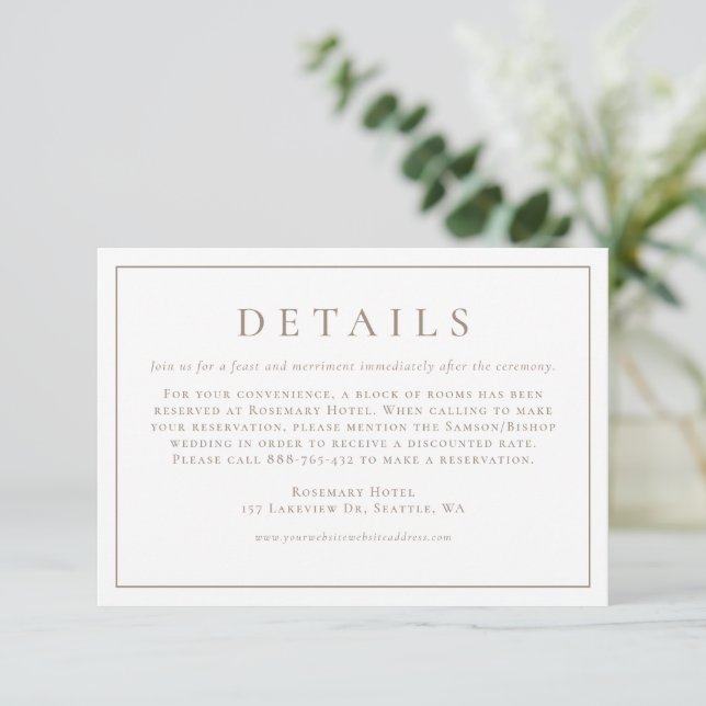 Taupe einfache Typografie Formal Wedding Details Begleitkarte (Stehend Vorderseite)