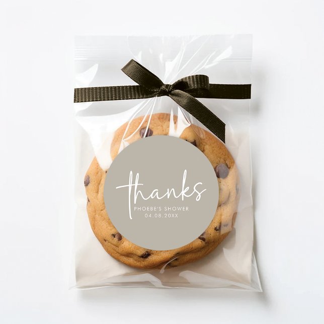 Taupe Minimal Script Brautparty Bevorzugung Sticke Runder Aufkleber (Von Creator hochgeladen)