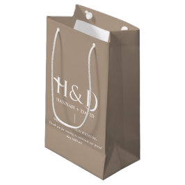 Taupe Monogram Hochzeitsbegrüßung Gast Kleine Geschenktüte