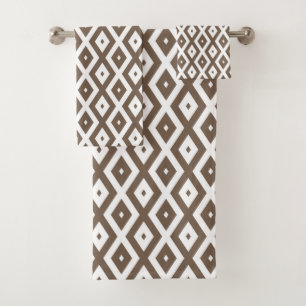 Taupe motif diamant brun et blanc