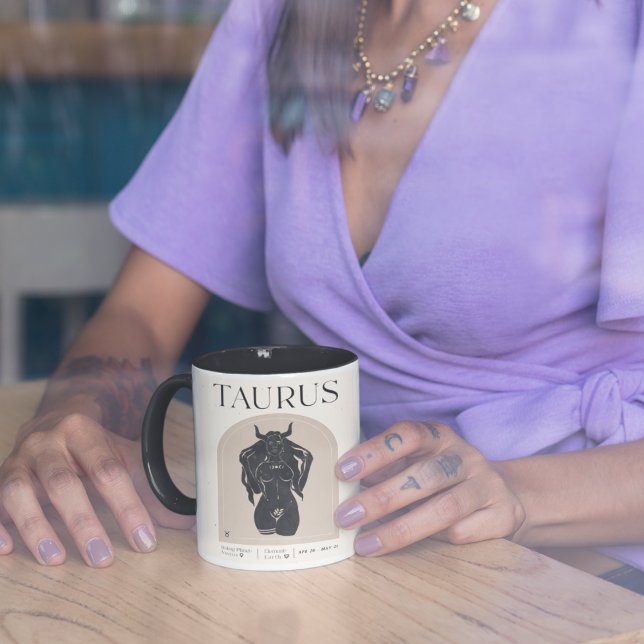 Taurus Feminine Zodiac Design Brown Black 15 OZ Tasse (Von Creator hochgeladen)