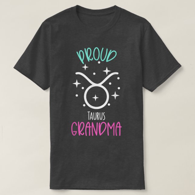 Taurus Grandma Proud Oma Zodiac Symbol Gesegnet T-Shirt (Design vorne)