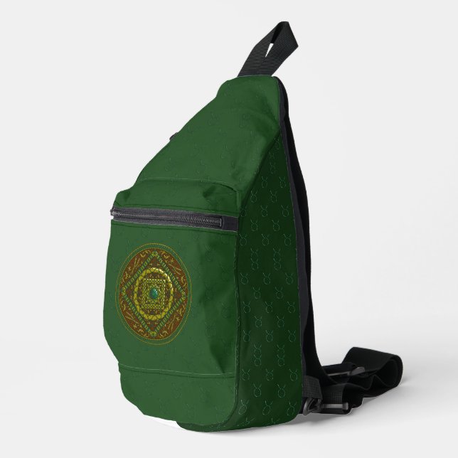 Taurus Mandala Crossbody Bag (Rechte Ecke)