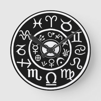 Taurus the Bull Celestial Zodiac Runde Wanduhr