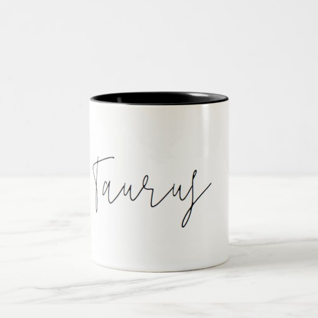 Taurus Zodiac Minimalistische Tasse (Mittel)