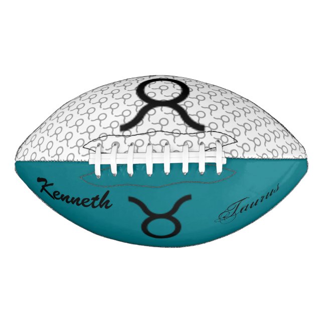 Taurus Zodiac Symbol Standard von Kenneth Yoncich Football (Vorderseite)