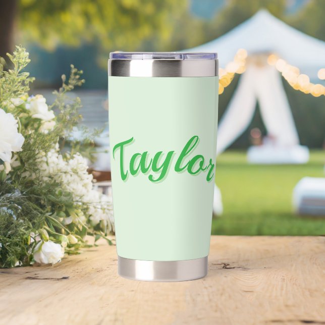 Taylor Name In Grün, Thermobecher (Hochzeit (gedreht))