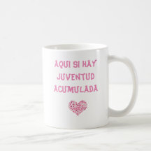 Taza celebrando la juventud