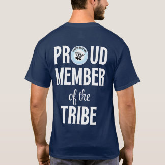 TBA Stolzes Mitglied des Stammeweißen Schriftartes T-Shirt