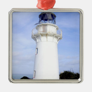 Te Araroa, Neuseeland. Ein Leuchtturm gibt Silbernes Ornament