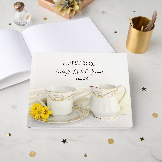 Tea Cup und Yellow Daisis Brautparty Gästebuch (Vorderseite Offen)
