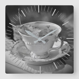 Tea Time Quadratische Wanduhr
