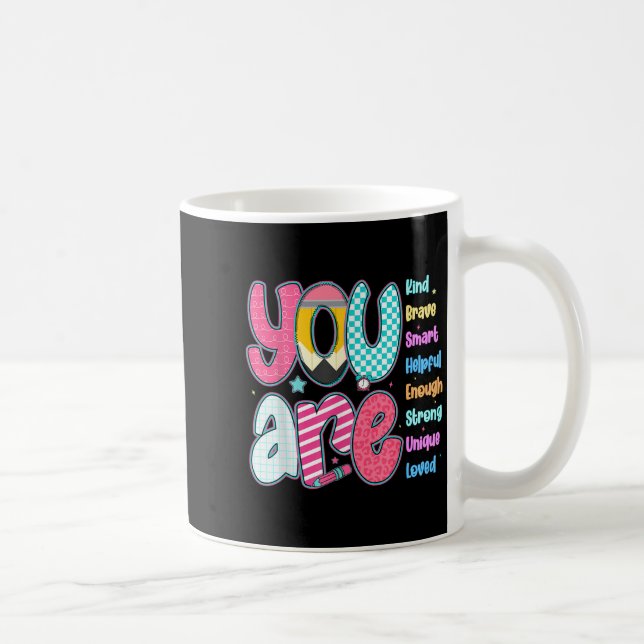 Teacher You Are Smart Brave Strong Kind Loved Moti Kaffeetasse (Rechts)