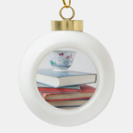 Teacup auf Buchstapel Keramik Kugel-Ornament