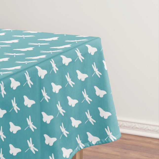 Teal and White Butterfly and Dragonfly Pattern Tischdecke (Beispiel)