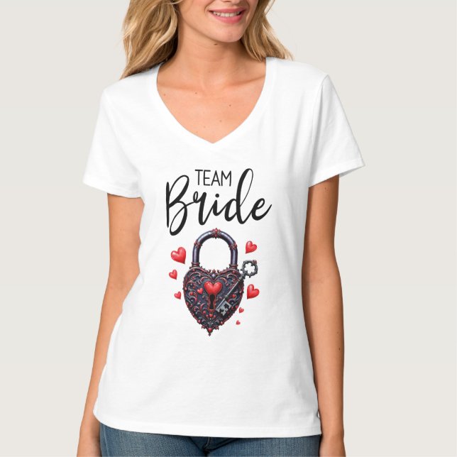Team Braut Goth Herz Schloss und Schlüssel T-Shirt (Vorderseite)