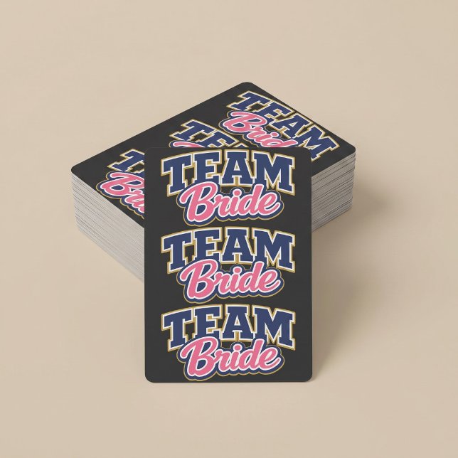 Team Bride Bold Hochzeitsgesellschaft Spielkarten (Von Creator hochgeladen)