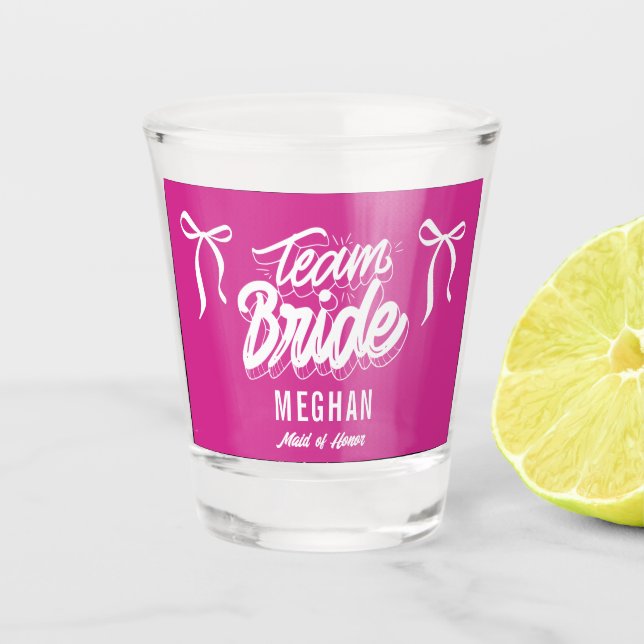 Team Bride Coquette Bow Bridesmaid Wedding Schnapsglas (Vorderseite)